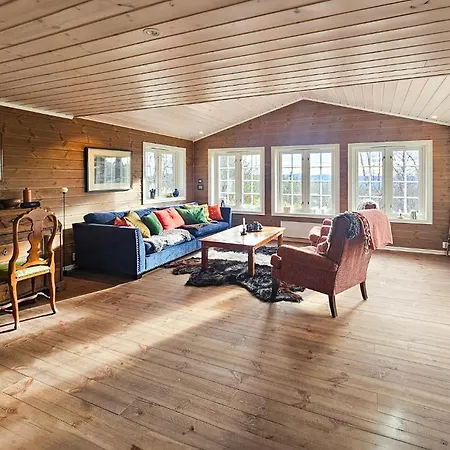 Stunning In Torpo With Wifi Feriehus Opheim